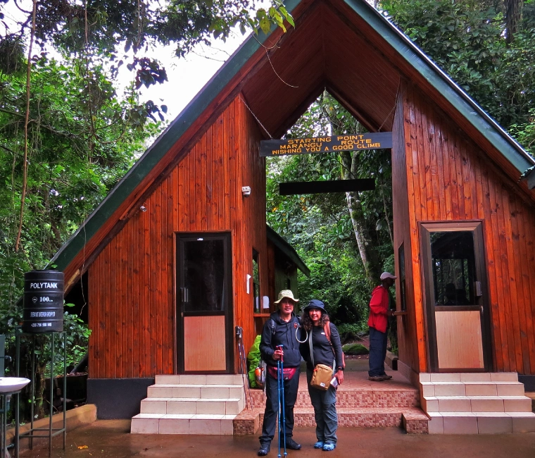 Trekking Kilimanjaro Mountain: 6-Day: Kilimanjaro Marangu Route